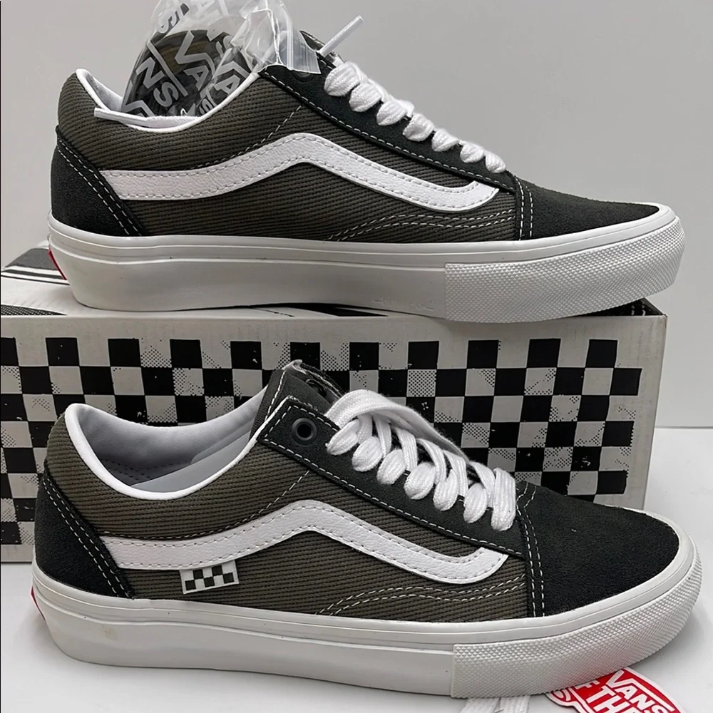 Vans WMNS Skate Old Skool
Twill Grape Leaf
VN0A5FCB50K
SNEAKERS - Picture 1 of 16